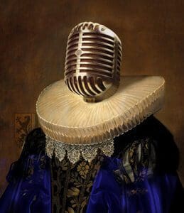 A microphone on top of a hat.